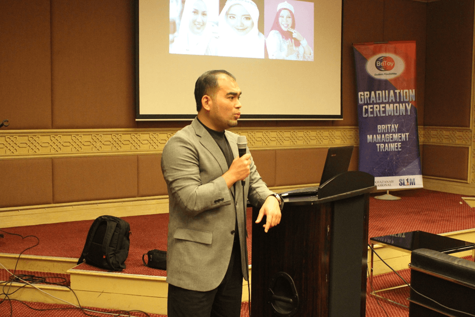 Saiful Bahri Speaking at Conference - Britay Asia